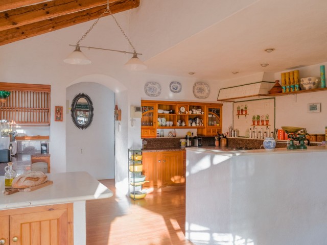 5 Sovrums Villa i Estepona