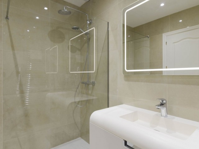 4 Bedrooms Villa in Mijas