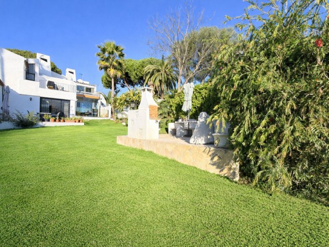 Rijtjeshuis, Casares Playa, R5257006