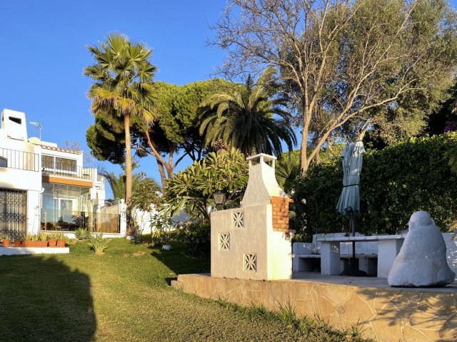 Rijtjeshuis, Casares Playa, R5257006