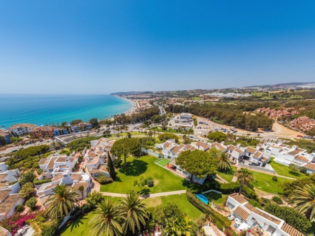 2 Slaapkamer Rijtjeshuis in Casares Playa