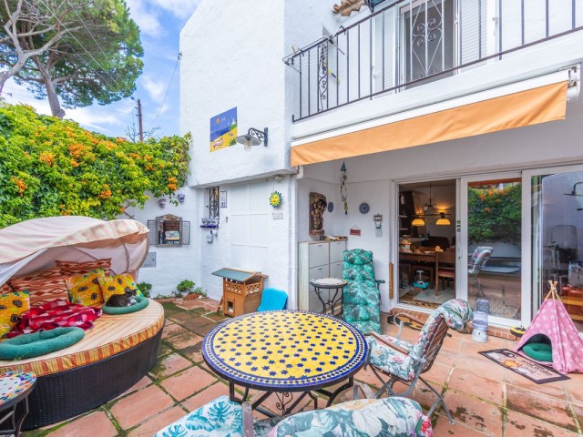 2 Slaapkamer Rijtjeshuis in Casares Playa