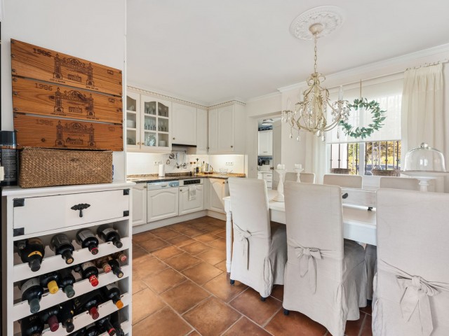 3 Bedrooms Townhouse in Nueva Andalucía