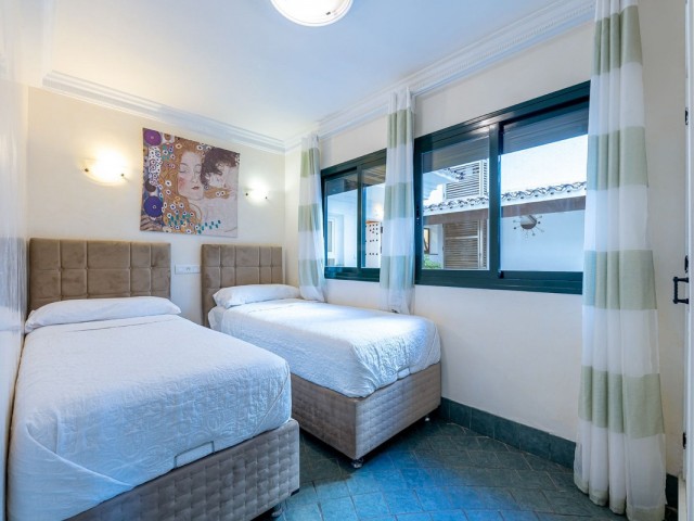 Liikekiinteistö Torremolinos