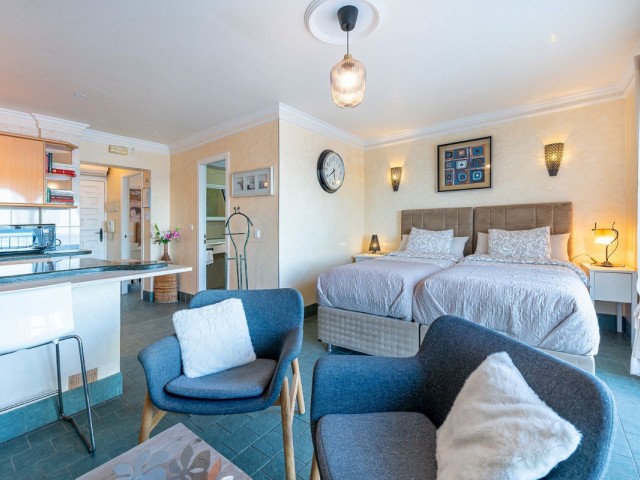 Liikekiinteistö Torremolinos