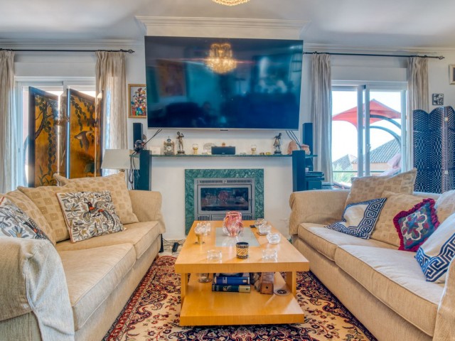 3 Bedrooms Apartment in La Duquesa