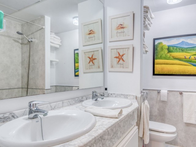 3 Bedrooms Apartment in La Duquesa