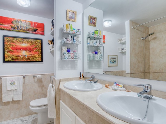 3 Bedrooms Apartment in La Duquesa