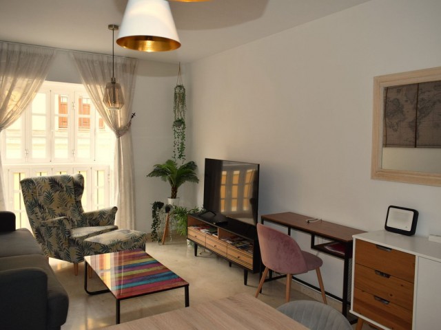 2 Bedrooms Apartment in Málaga Centro