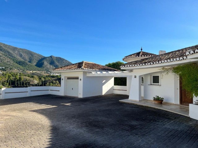 4 Schlafzimmer Villa in Mijas