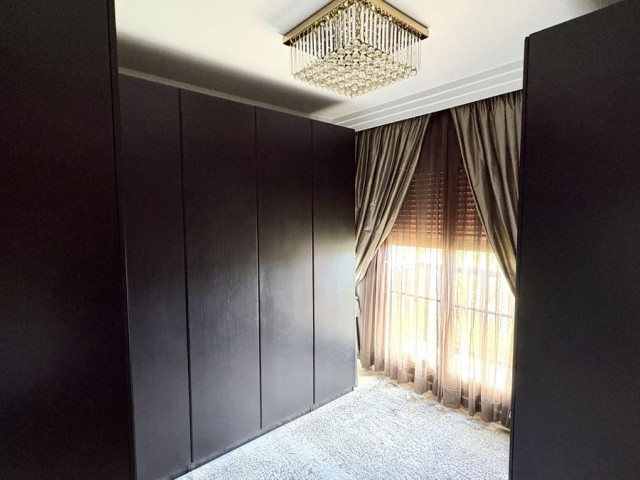 3 Bedrooms Apartment in Benahavís