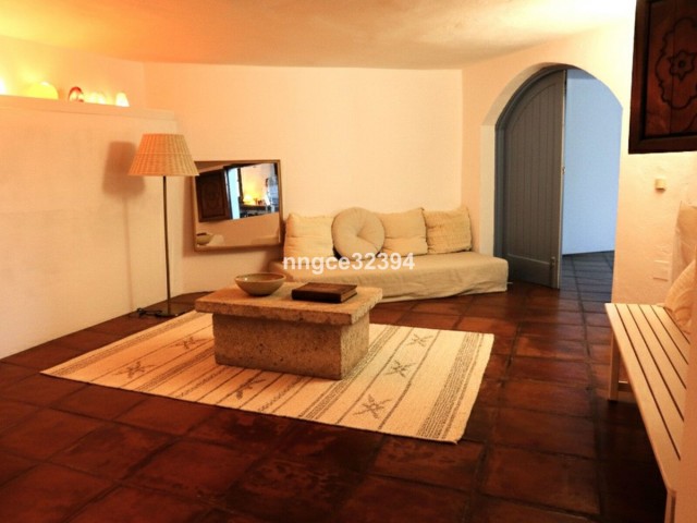 4 Bedrooms Townhouse in Benahavís