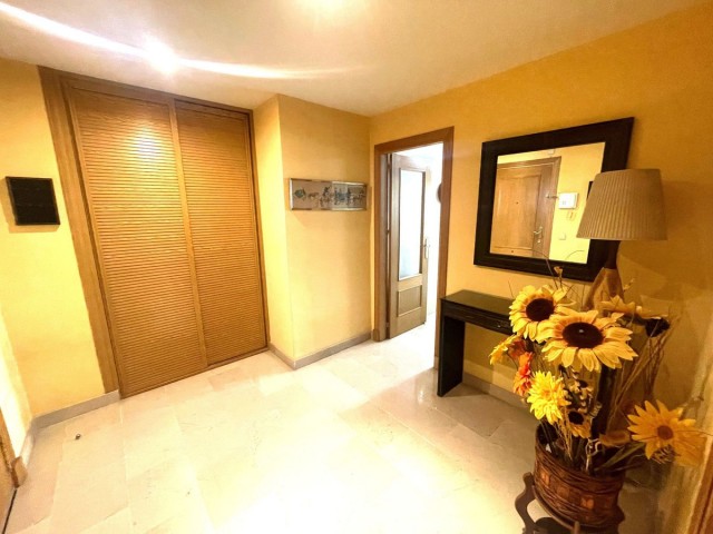 Apartment, San Pedro de Alcántara, R5064082