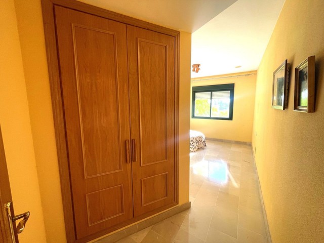 3 Bedrooms Apartment in San Pedro de Alcántara