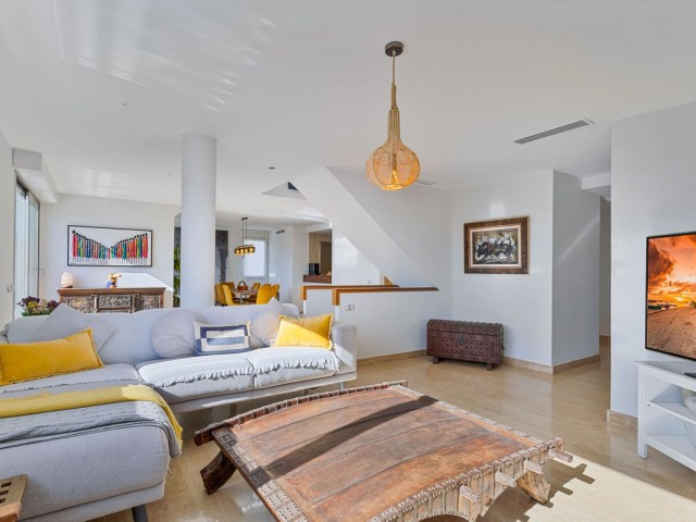 5 Bedrooms Apartment in La Cala Golf