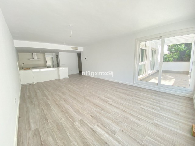 2 Bedrooms Apartment in Benahavís