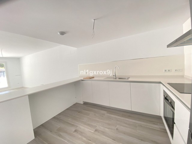 2 Bedrooms Apartment in Benahavís