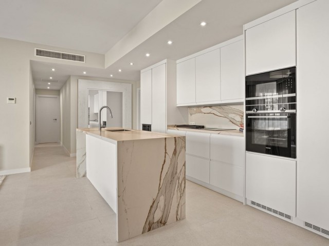 Kattohuoneisto Nueva Andalucía