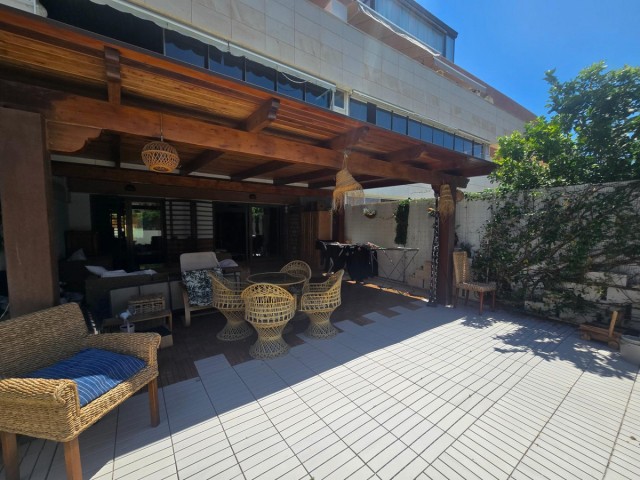 Apartamento con 2 Dormitorios  en El Pinillo