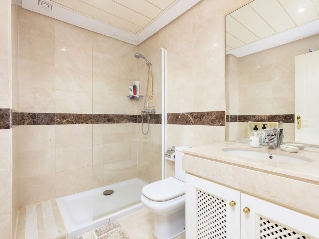 3 Makuuhuoneen Huoneisto Benahavís