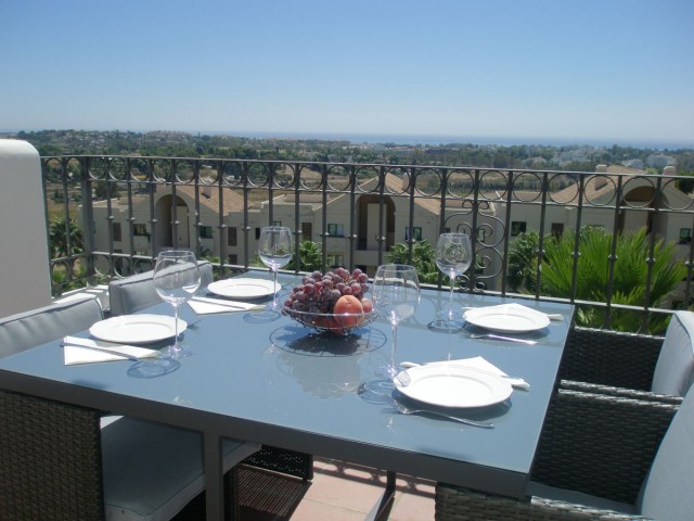 3 Bedrooms Apartment in Benahavís