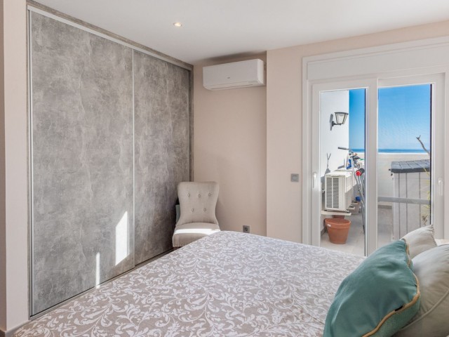 Penthouse in Los Almendros