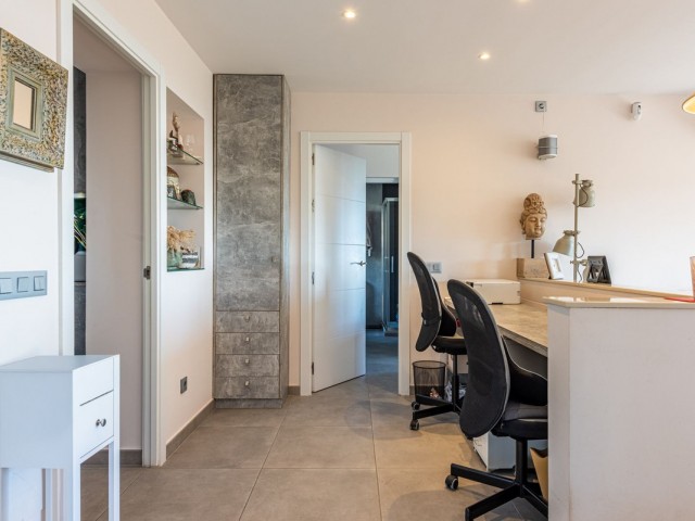 Penthouse avec 2 Chambres  à Los Almendros