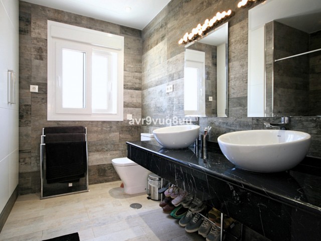 4 Bedrooms Villa in La Cala de Mijas