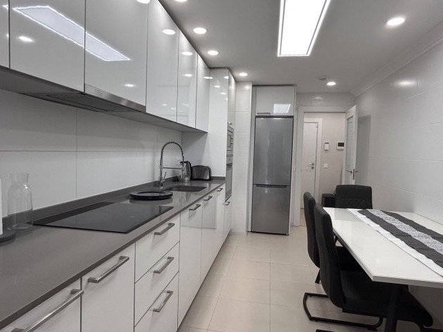 3 Bedrooms Apartment in Nueva Andalucía