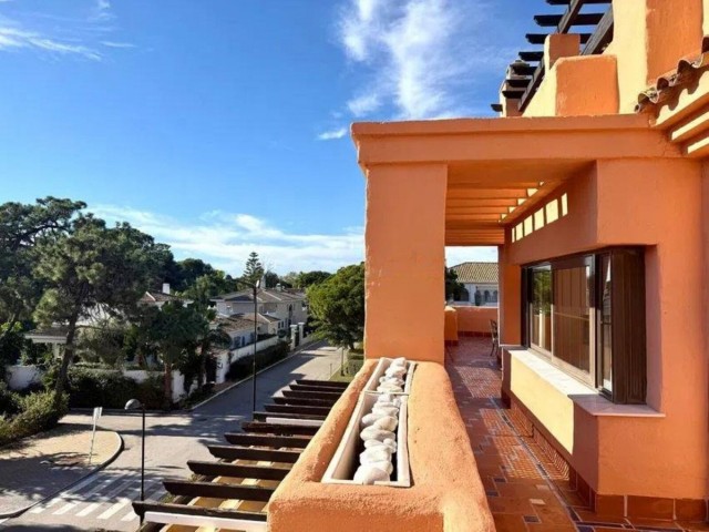 Huoneisto, Hacienda del Sol, R5258671