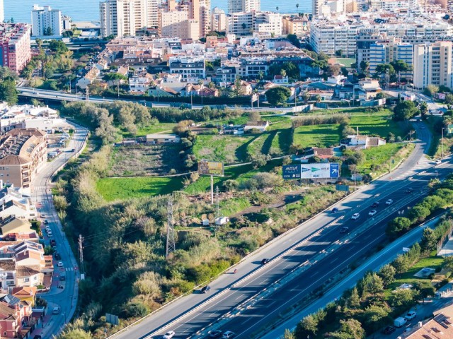 Plot in Fuengirola