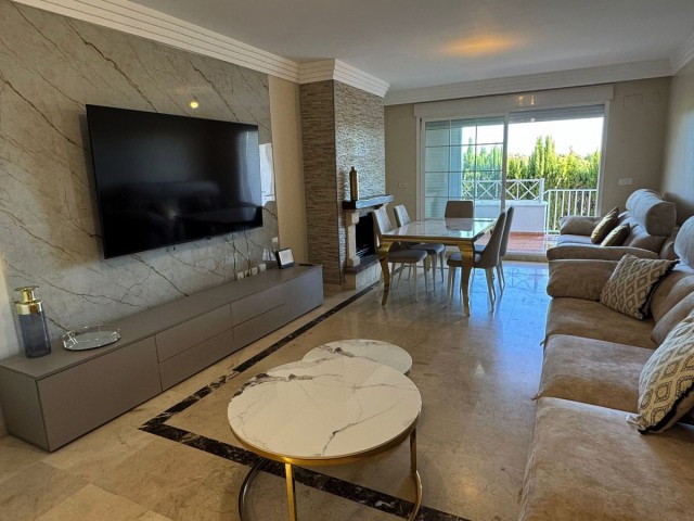 2 Slaapkamer Appartement in Río Real