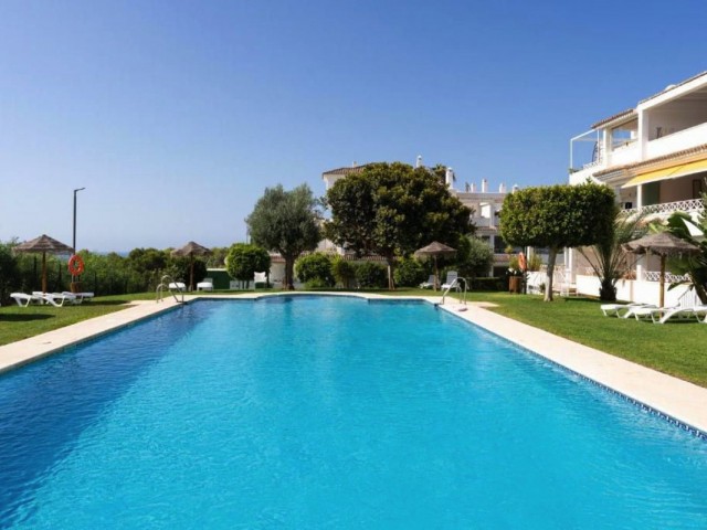 2 Slaapkamer Appartement in Río Real