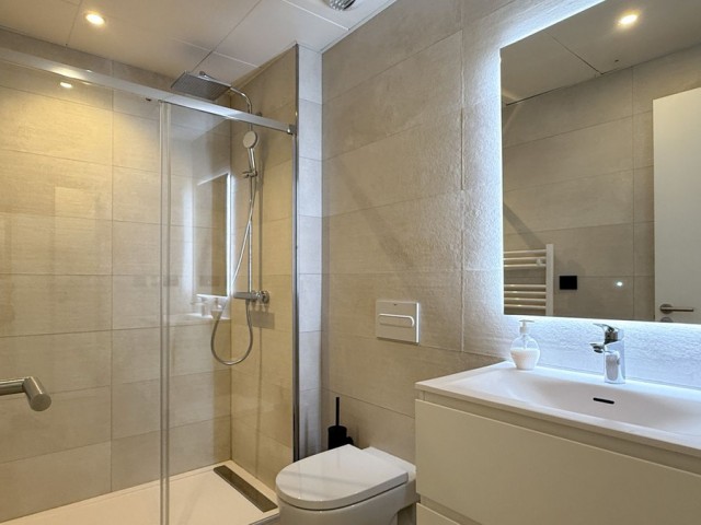 2 Bedrooms Apartment in Estepona