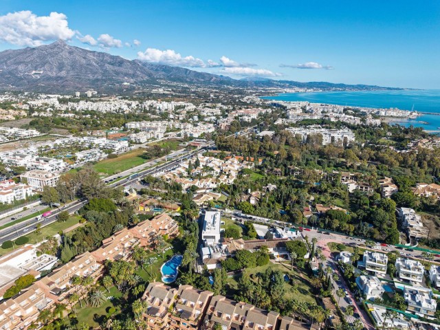 2 Bedrooms Apartment in Marbella