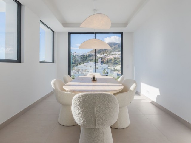 4 Schlafzimmer Villa in Torremuelle