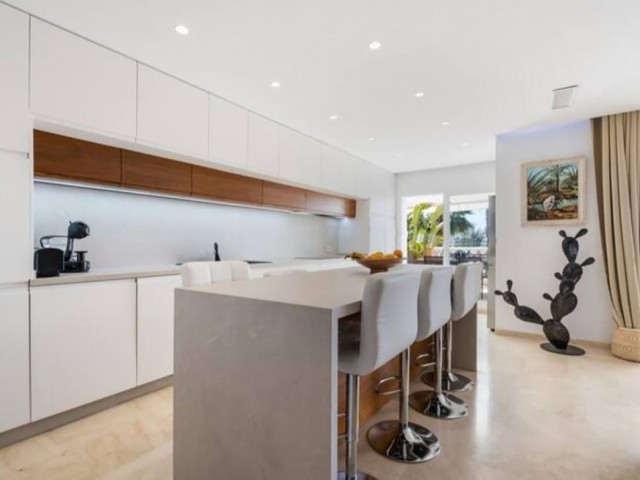 Penthouse in Estepona