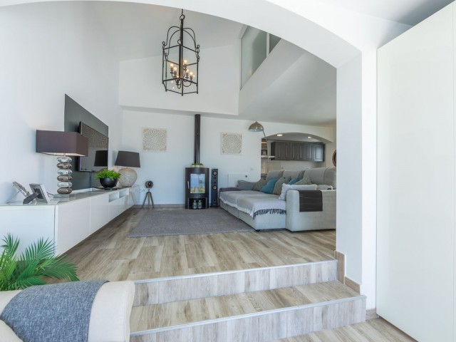 3 Bedrooms Villa in Estepona