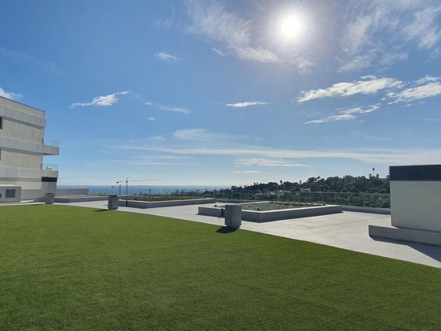 2 Bedrooms Apartment in Estepona