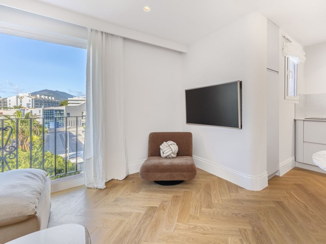 2 Bedrooms Apartment in Puerto Banús