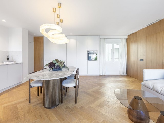 2 Bedrooms Apartment in Puerto Banús