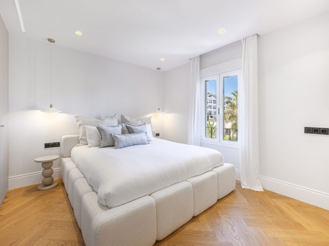 2 Bedrooms Apartment in Puerto Banús