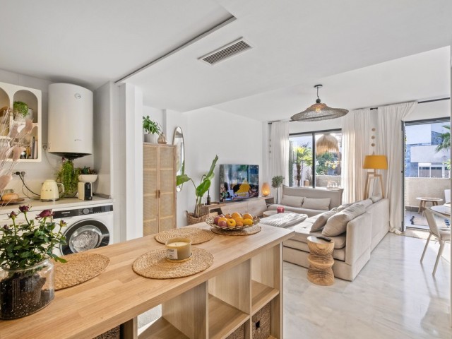 2 Bedrooms Apartment in Riviera del Sol