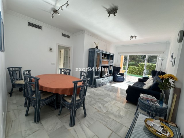 Huoneisto, Carib Playa, R5259412