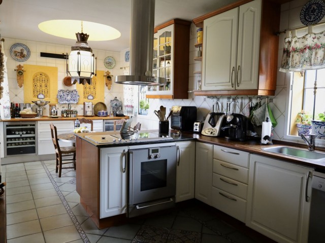 Villa avec 4 Chambres  à Torremuelle