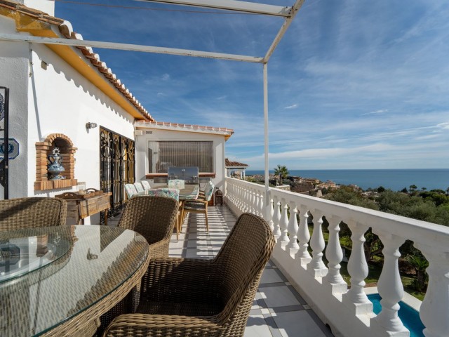 4 Bedrooms Villa in Torremuelle