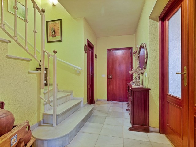 5 Bedrooms Townhouse in Mijas