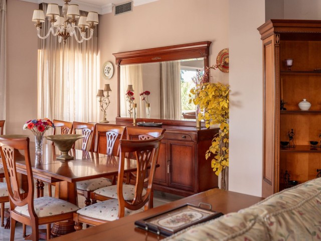 3 Bedrooms Apartment in Nueva Andalucía