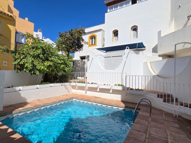 Townhouse Marbella - R5245414