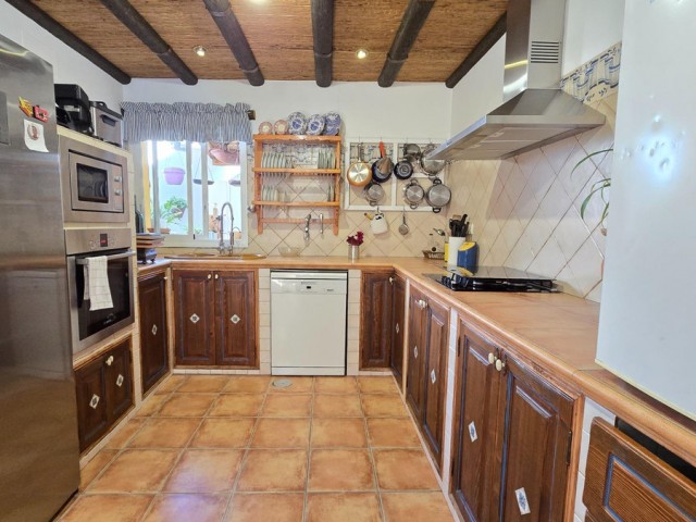 3 Bedrooms Townhouse in Marbella